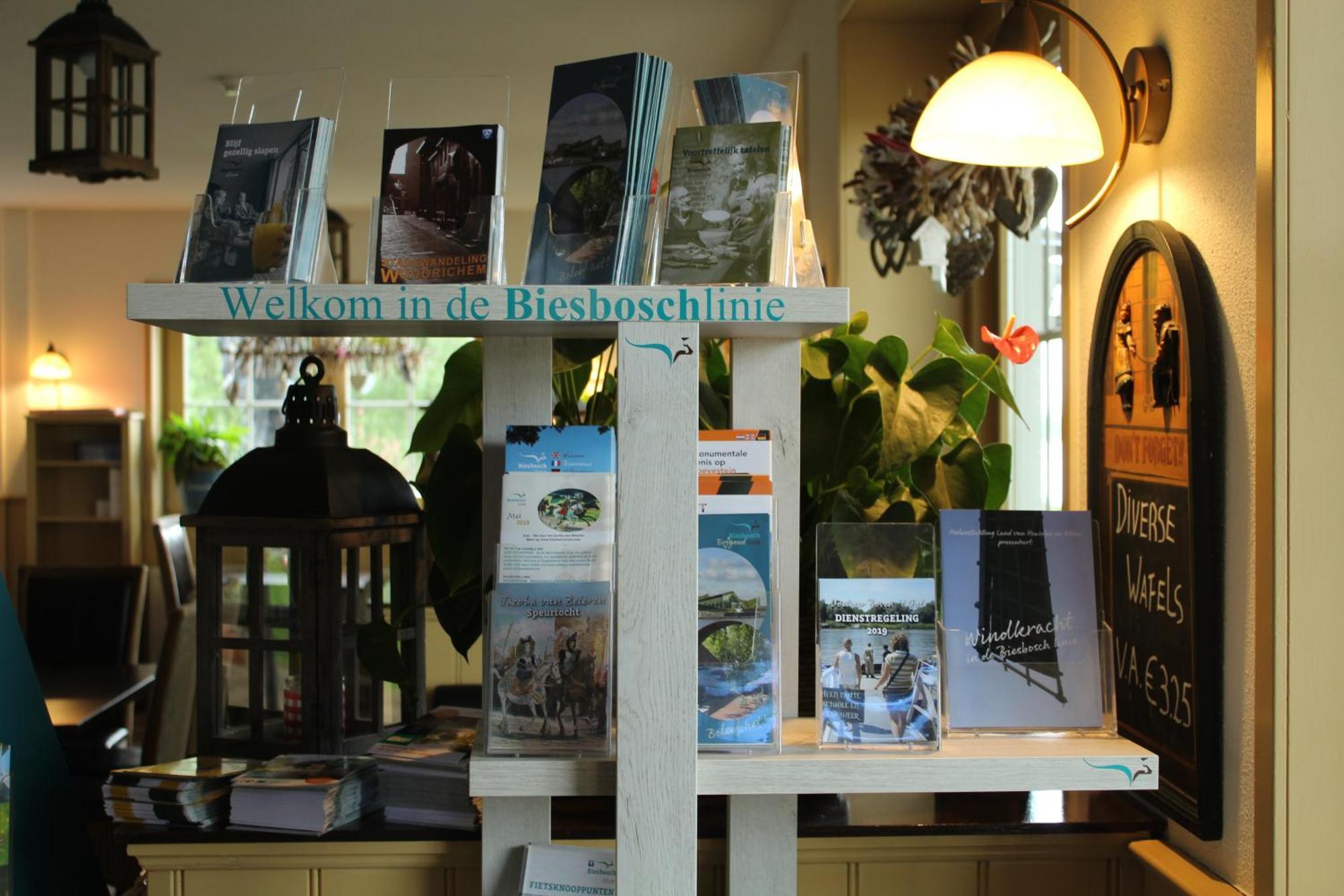 de Brabantse Biesbosch Hotel Werkendam Buitenkant foto